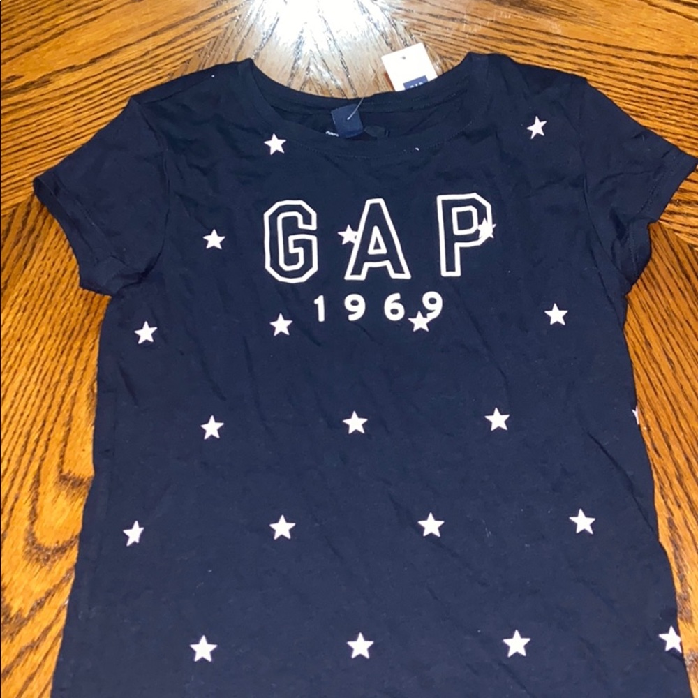 GAP Girl’s short sleeved tee